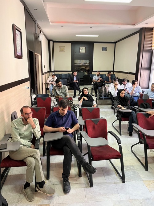 برگزاری نشست هفتگی Research Meeting و Journal Club مرکز تحقیقات تعویض مفاصل در ۱۶ شهریور ماه ۱۴۰۵
